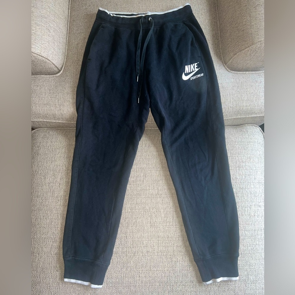 NIKE Joggers